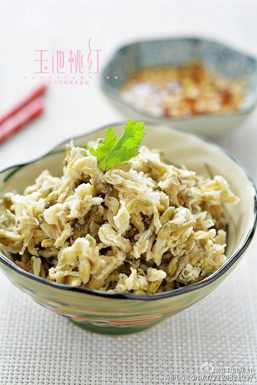 蒸槐花儿——乡愁的味道的做法