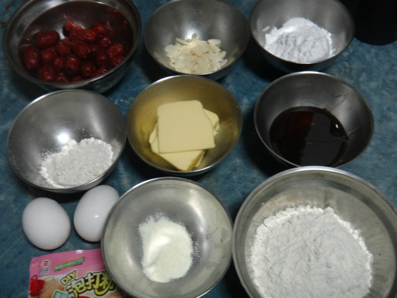 �����Բ���浰�������