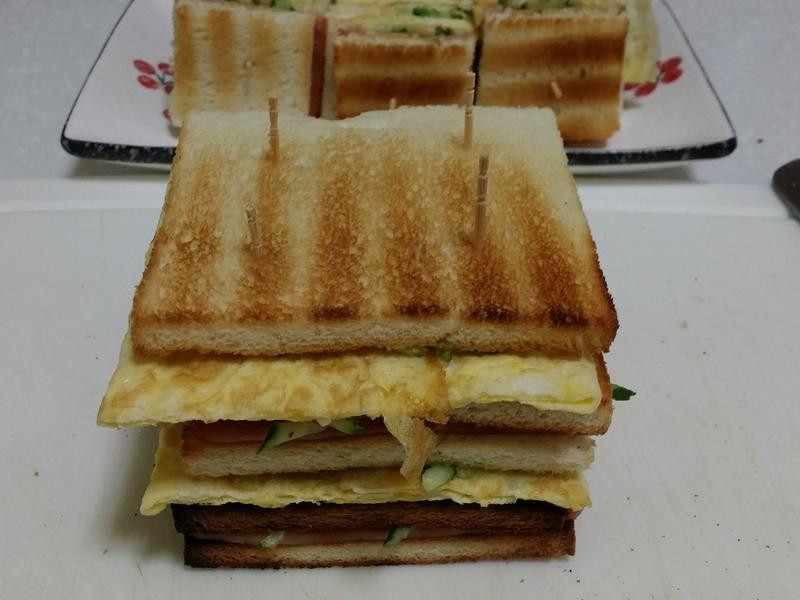 ���ܻ������ε�����