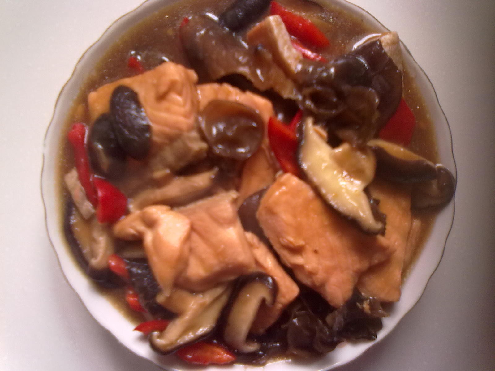 滑三文鱼块的做法