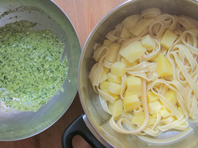 �������ུ������������