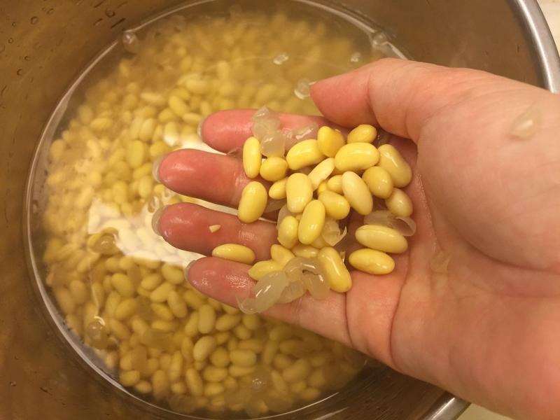 芝麻燕麦豆浆的做法