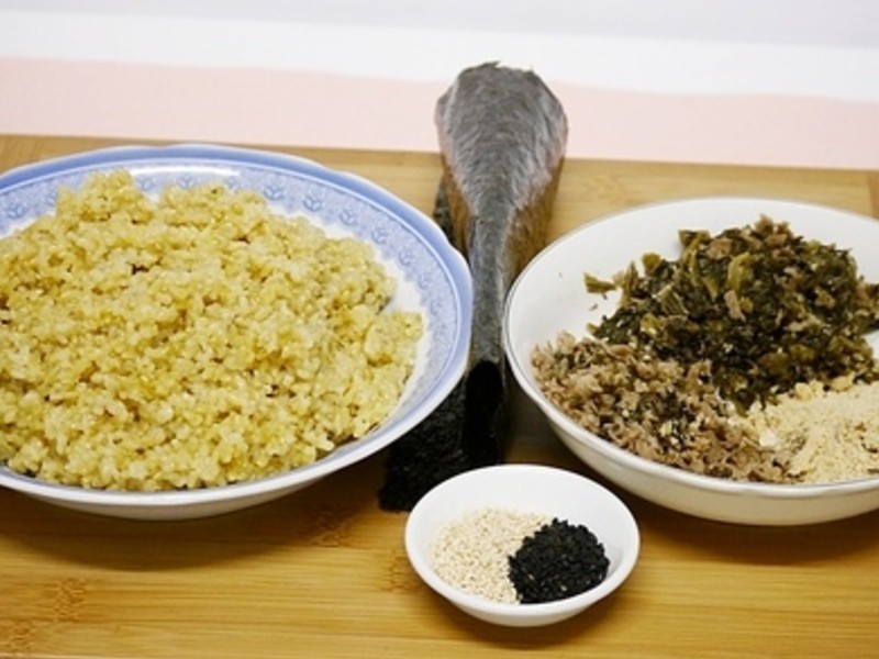 ��ɫСѼ���Ʋ��׷��ŵ�����