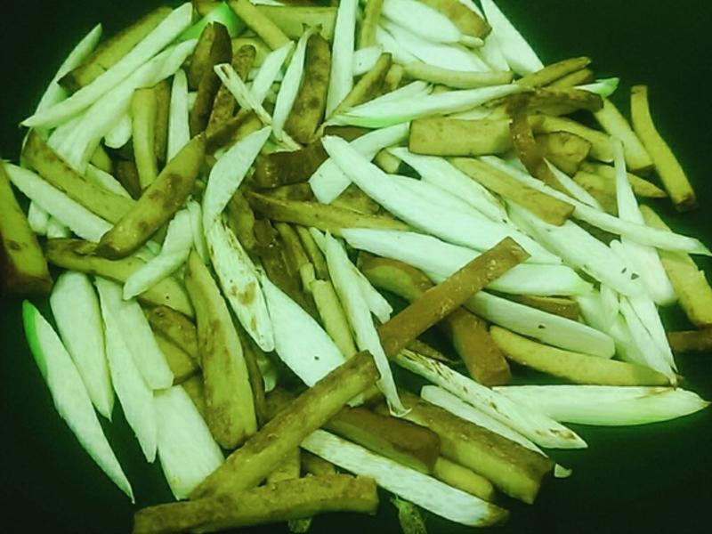 �R�׳���˿(���͸ɼ� ��������ζ)������