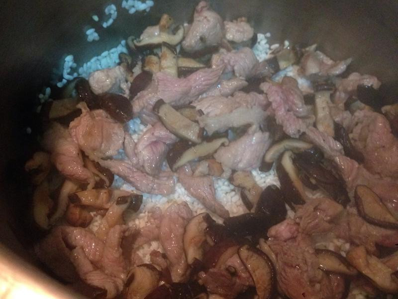 ���չ���������������