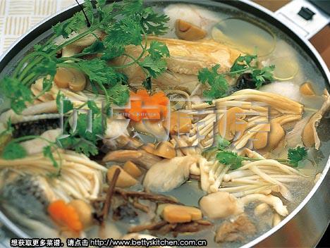 高汤蘑菇暖锅的做法