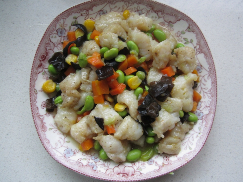 五彩龙利鱼丁的做法