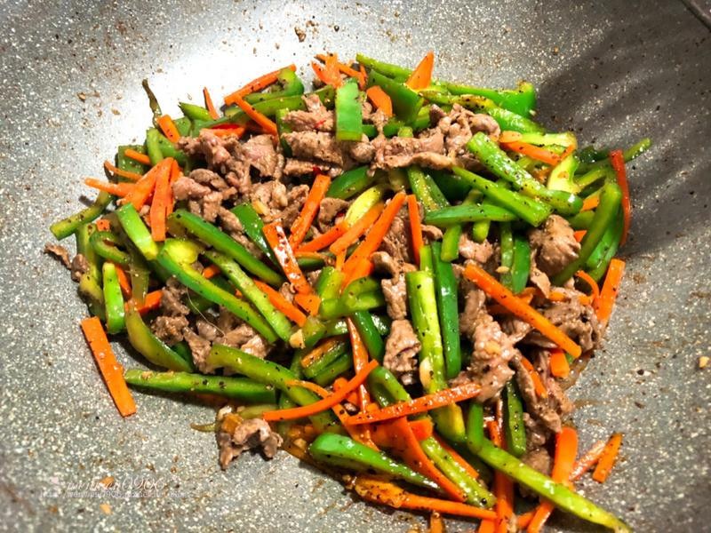 ���򵥺ں���ţ�������