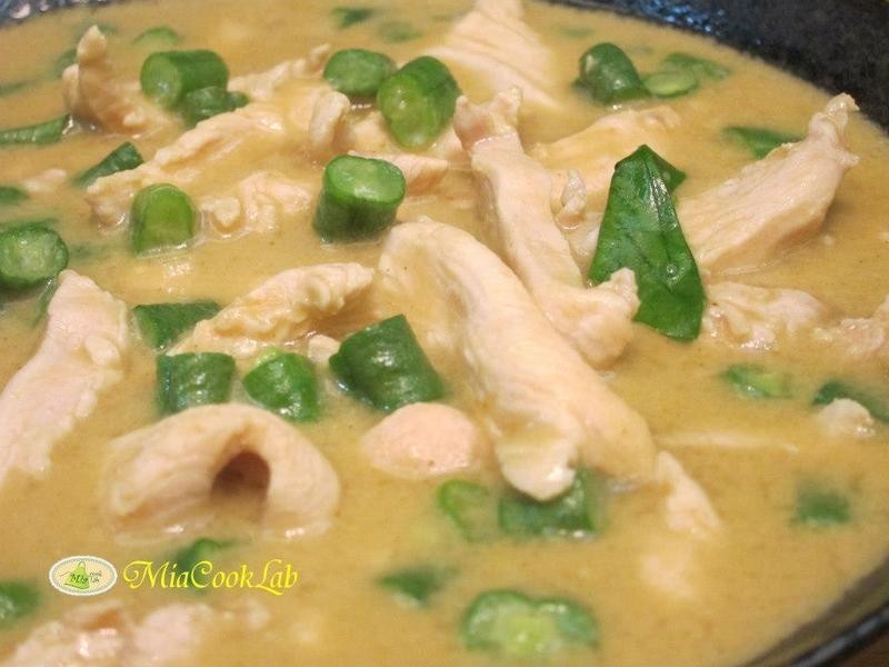 绿咖哩椰汁鸡的做法