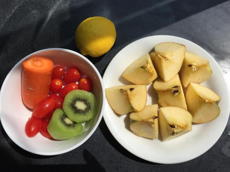 ��ɫ�߹�֭������