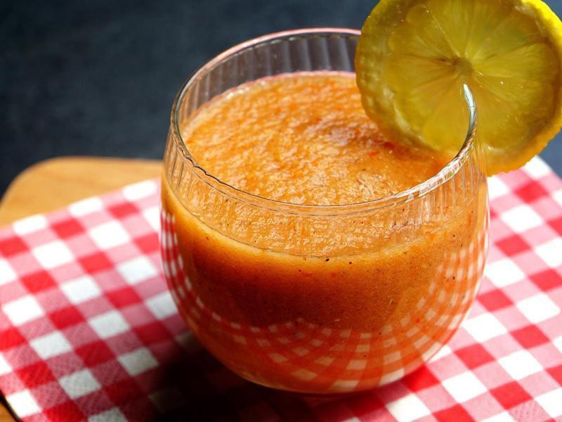 ��ɫ�߹�֭������