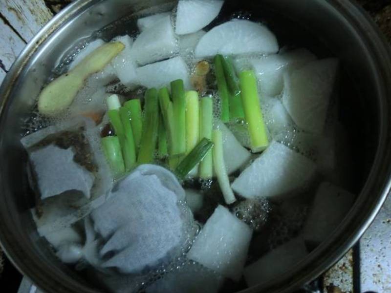 �򵥵ġ�����ţ������������