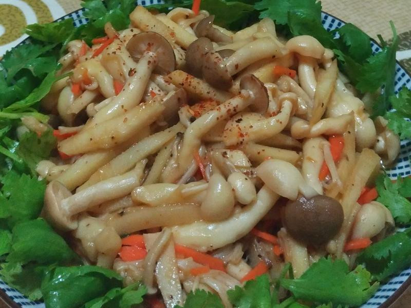 三菇炒鲜笋的做法