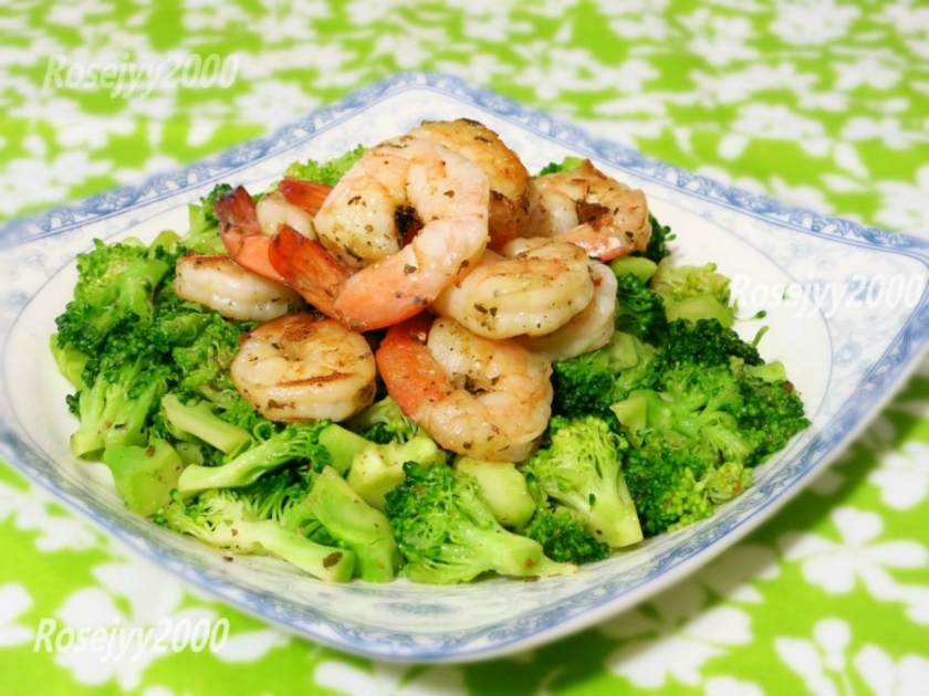 ���Ϻ�ʵ�����