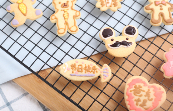 ���׽ڿɰ����ɵ�����