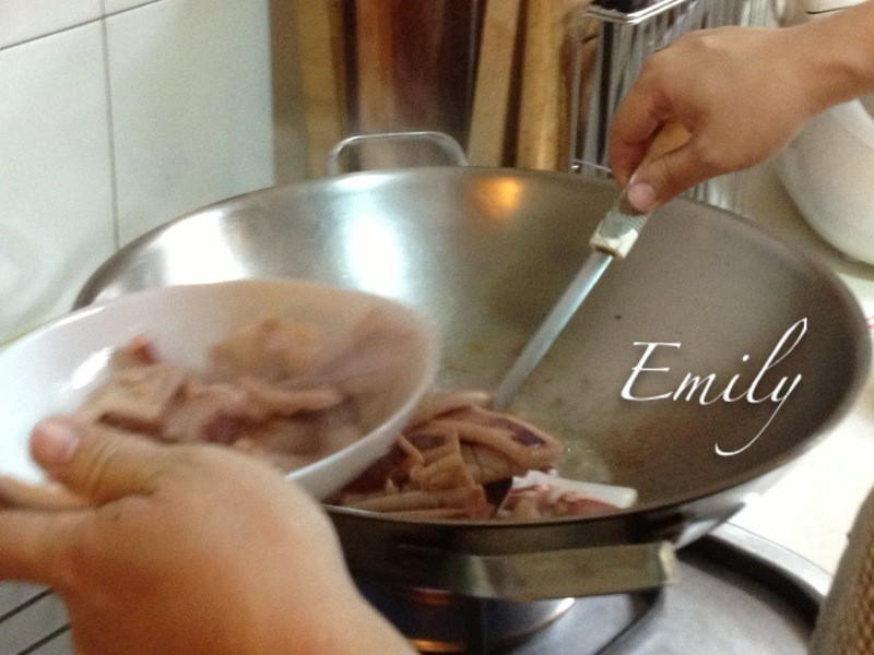 ��֦�����������