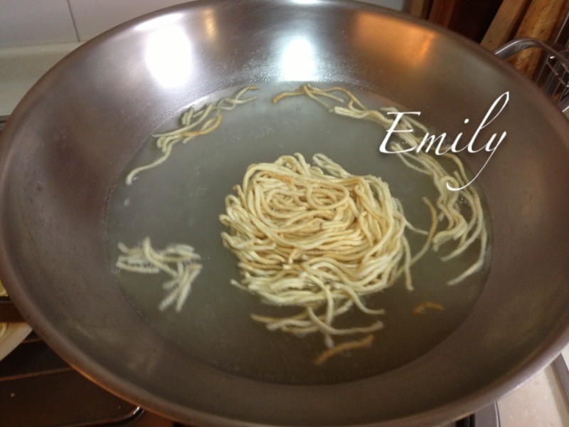 ��֦�����������