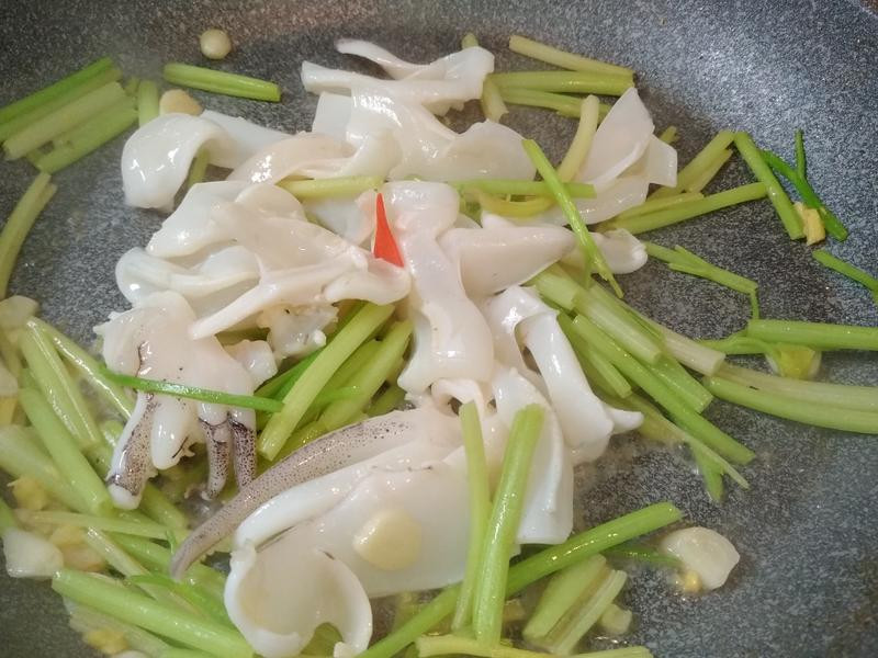 ������֦������