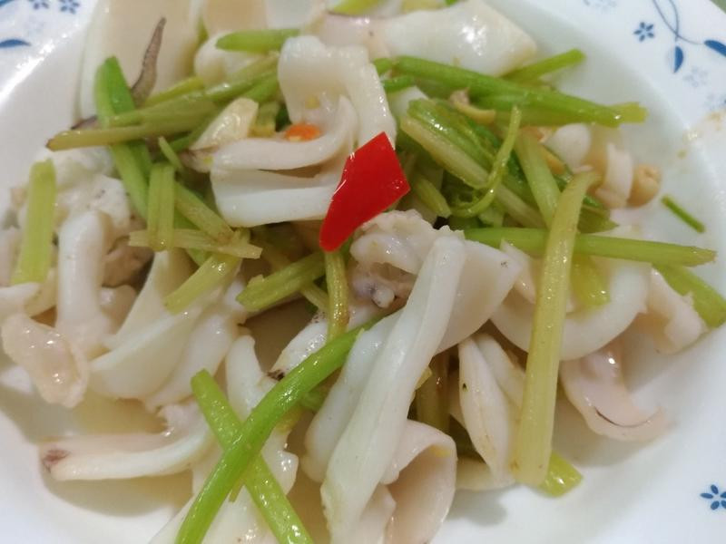 ������֦������