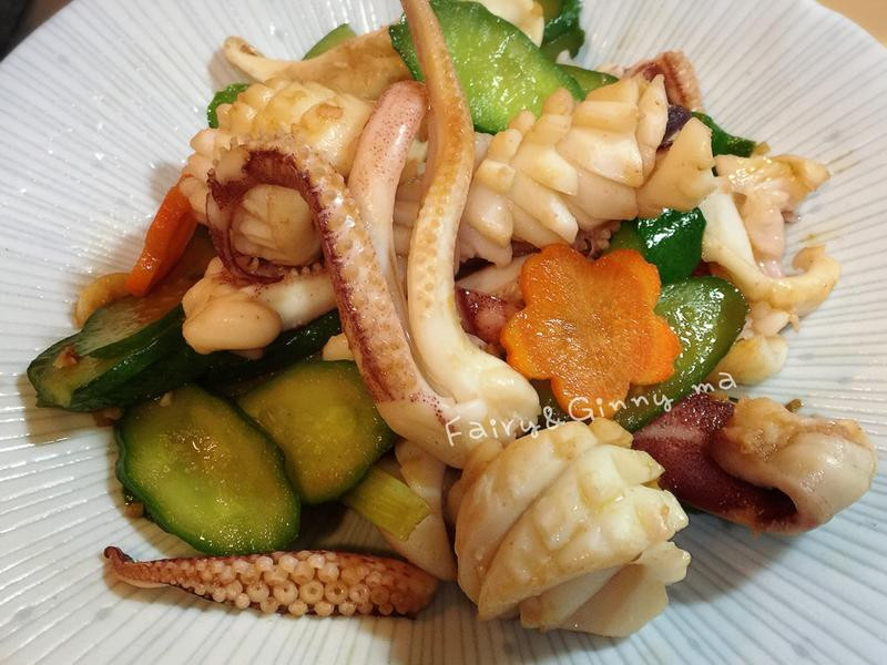 �ƹ�͸�������