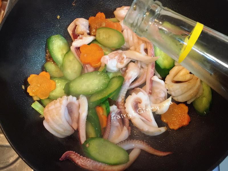 �ƹ�͸�������