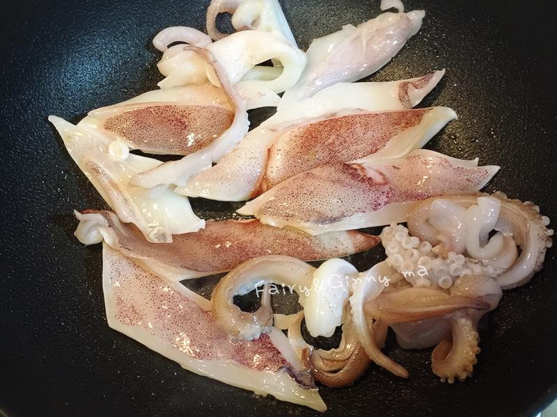 �ƹ�͸�������