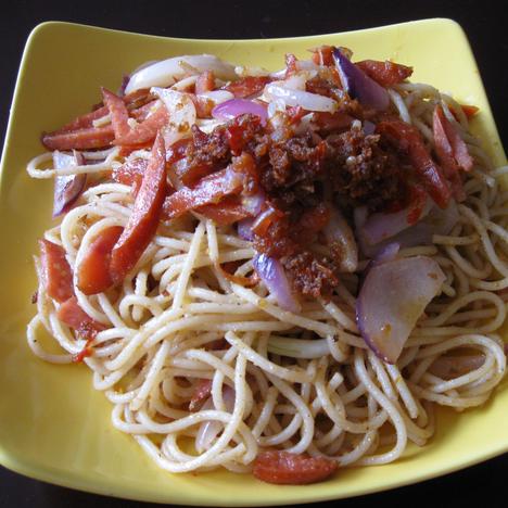 沙茶酱火腿意大利面的做法