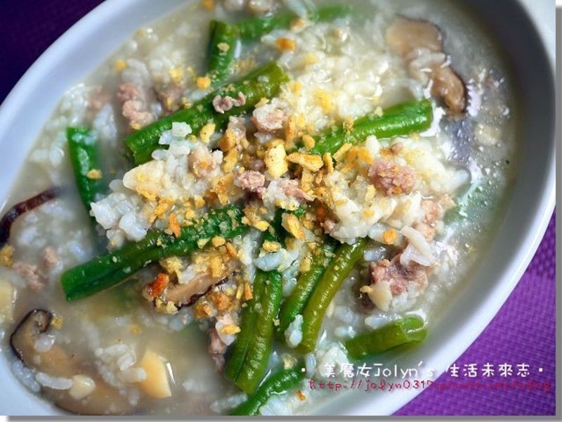 ?【当季时令の长豆粥(菜豆粥)】的做法