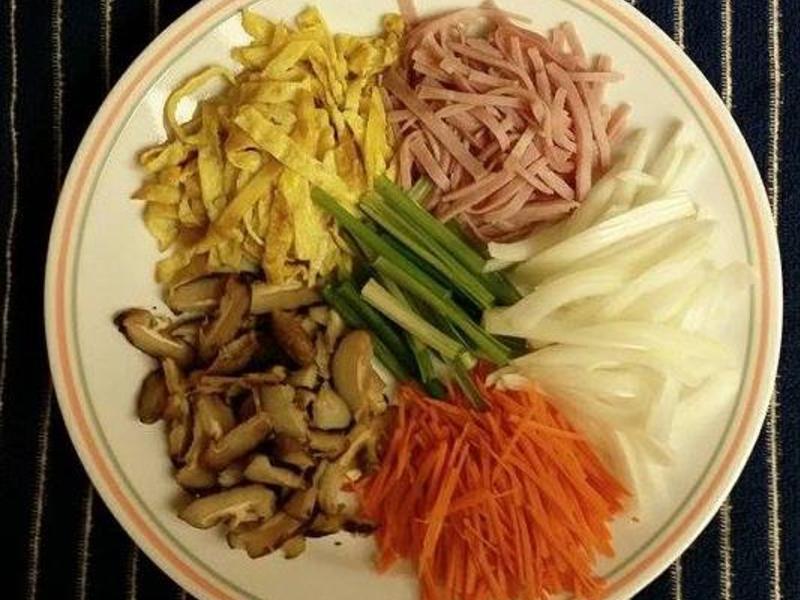 ���򵥳��׷۵�����