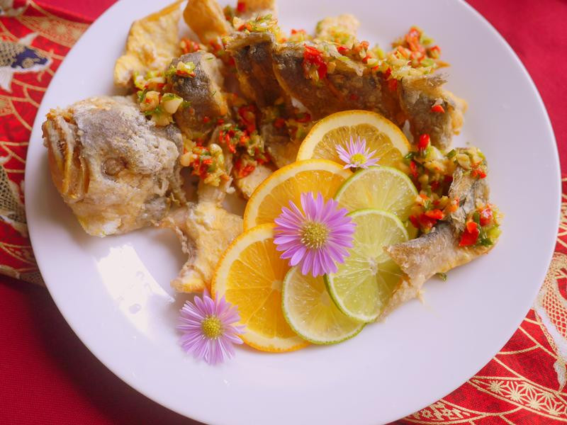 富贵椒盐黄鱼贺新春的做法