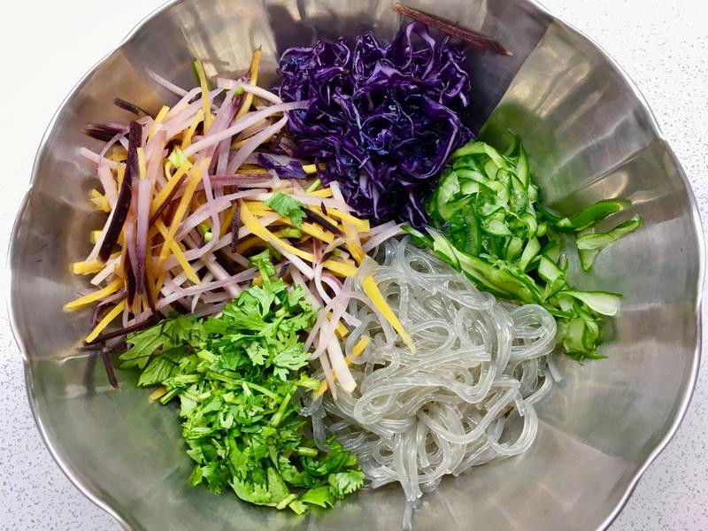 ������ܲ������˷�˿������