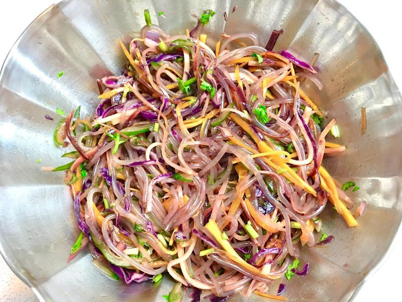 ������ܲ������˷�˿������