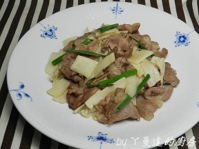 脆笋炒梅花肉的做法