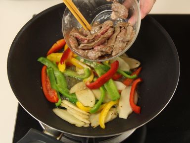 �ӽ���ɫ����ţ�������