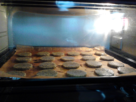 ���ַ�ζ�����ɵ�����