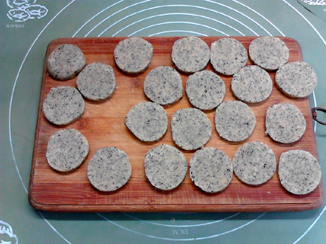 ���ַ�ζ�����ɵ�����