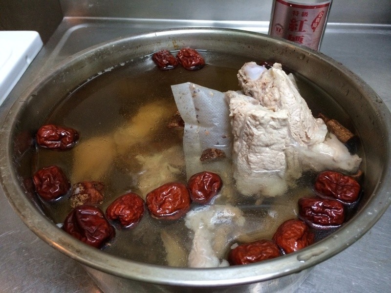 ��ҩ���Źǡ�������