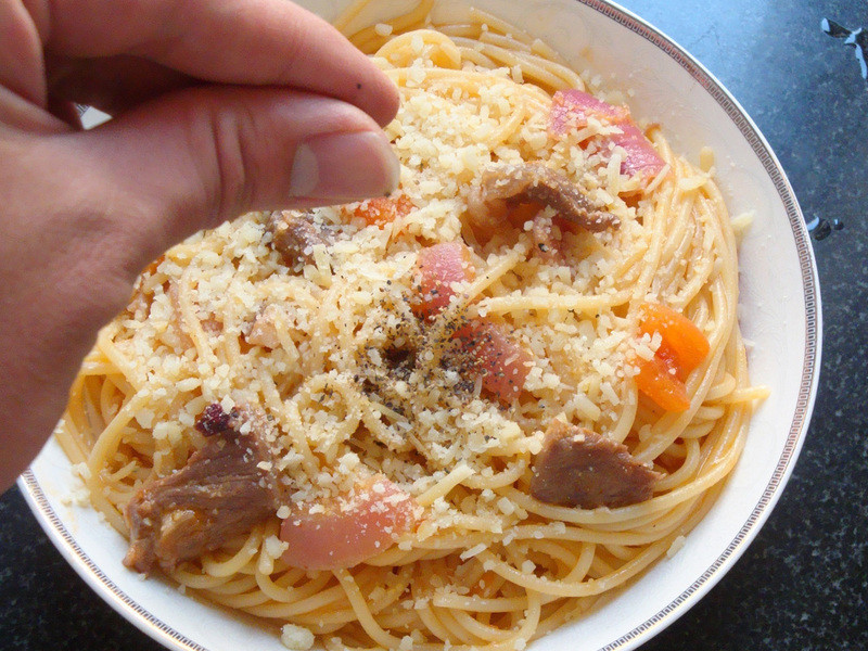 <义式>羊肉洋葱番茄酱面的做法