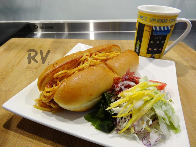 义面潜艇堡佐鲜彩沙拉_小七夏日轻食尚的做法