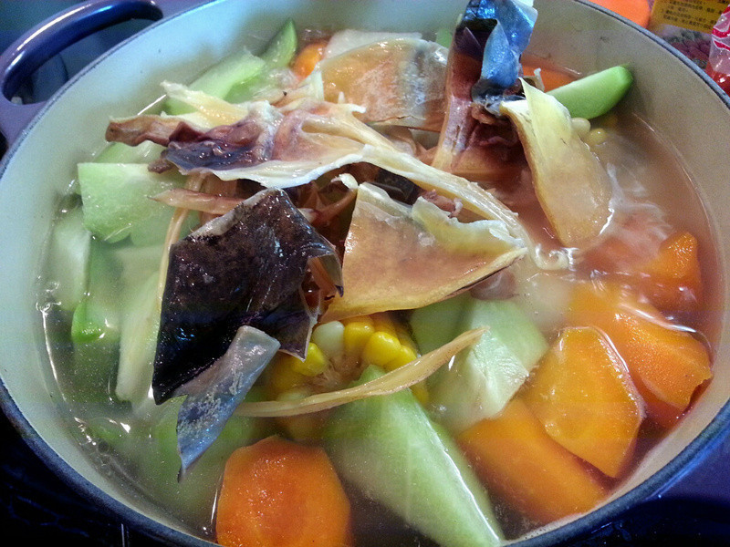 ·ðÊÖ¹ÏÓñÃ×ÕÂÓãÖí¹ÇÌÀµÄ×ö·¨