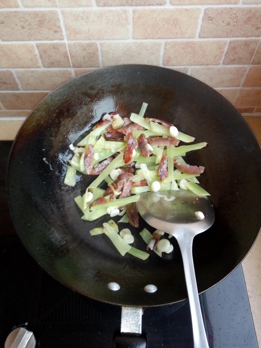 ݫ����������Ƥ������