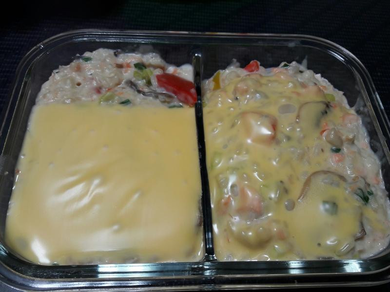 白酱蘑菇鲑鱼起司饭的做法