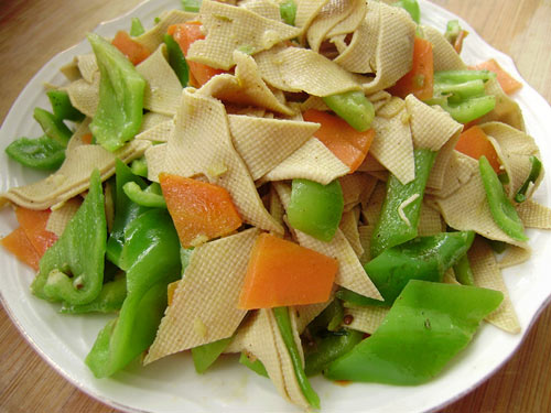 家常菜----尖椒炒干豆腐的做法