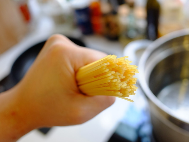 [A cook] �������������������������