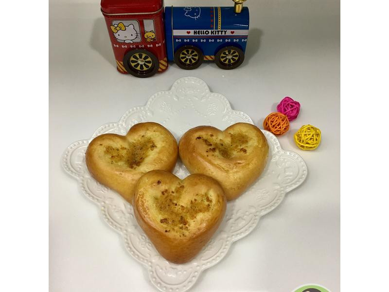 优格香蒜心形面包的做法