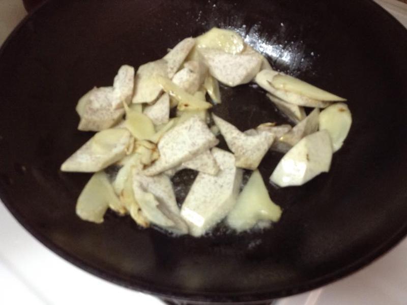 ���潴����������