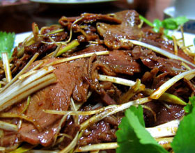 �ɰ轴ţ�������