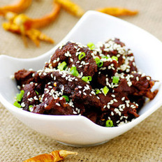 香辣牛肉粒的做法