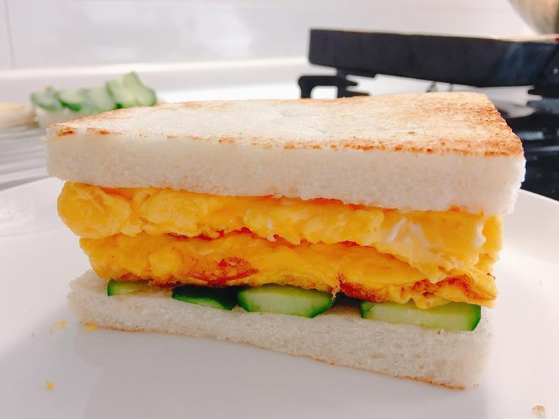 ˫�������������ε�����