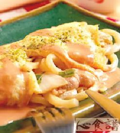 蛋包乌龙面的做法